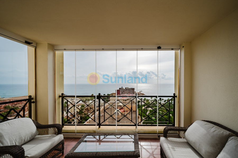 Resale - Apartamento - Torrevieja - Playa de Los Locos