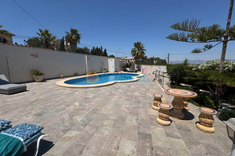 Resale - Villa - Algorfa - Lomas de La Juliana