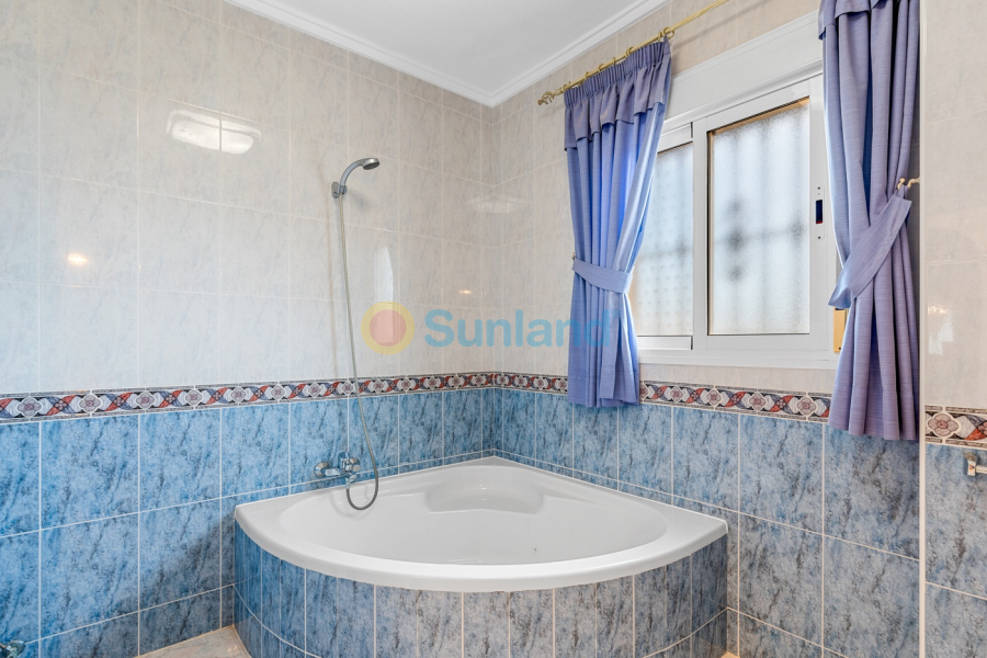 Segunda mano - Chalet - Ciudad Quesada - Rojales