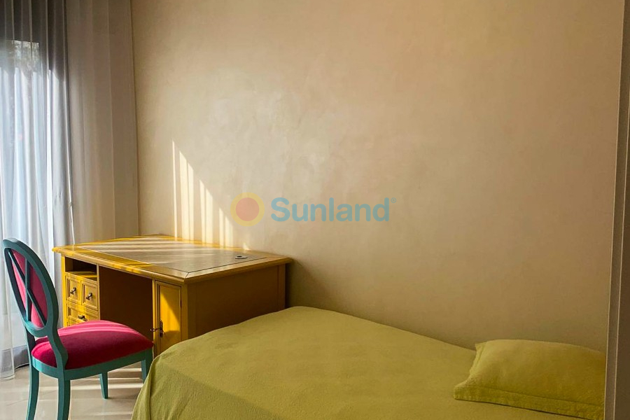 Segunda mano - Chalet - Orihuela Costa - Campoamor