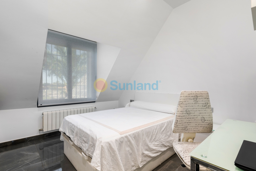 Resale - Villa - San Juan Alicante - Frank Espinós