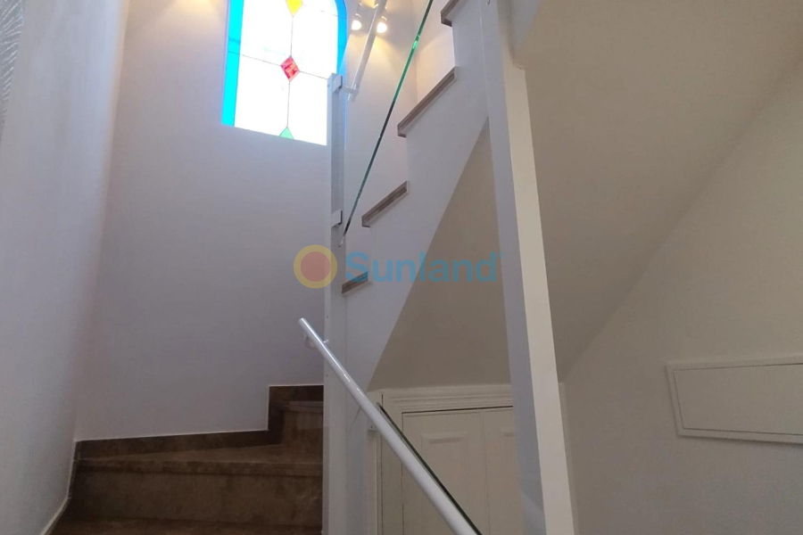 Segunda mano - V - San Miguel De Salinas - Las filipinas