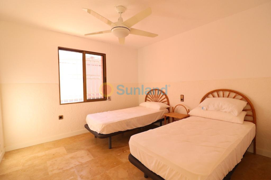 Resale - V - Cabo Roig - MUY CERCA DE LA PLAYA