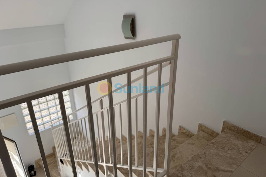 Använda fastigheter - Villa - Ciudad Quesada