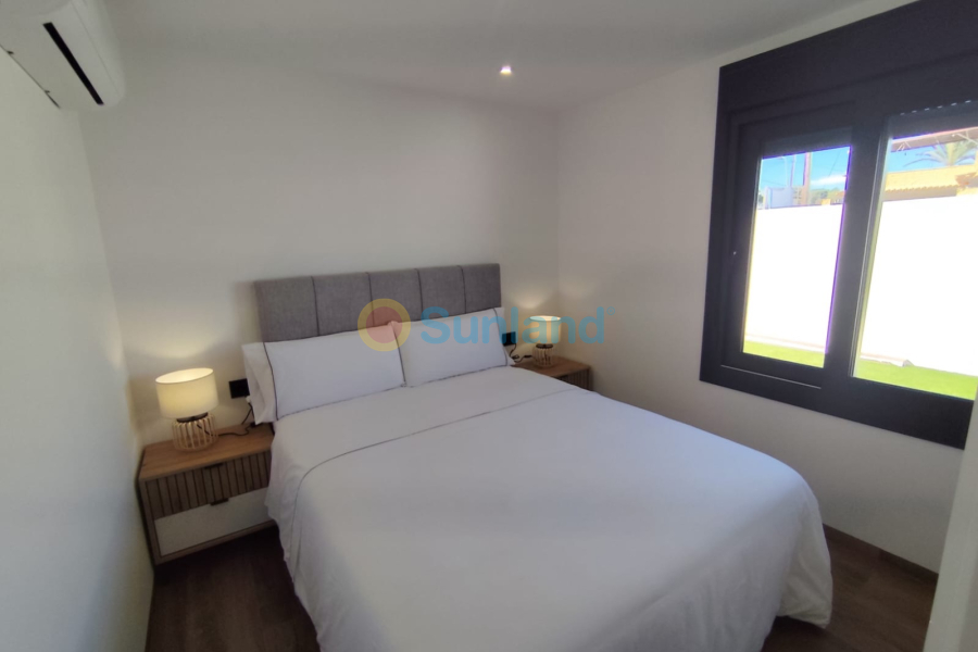 Segunda mano - Chalet - Orihuela - Los Balcones