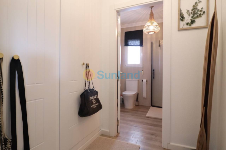 Använda fastigheter - Villa - Rojales