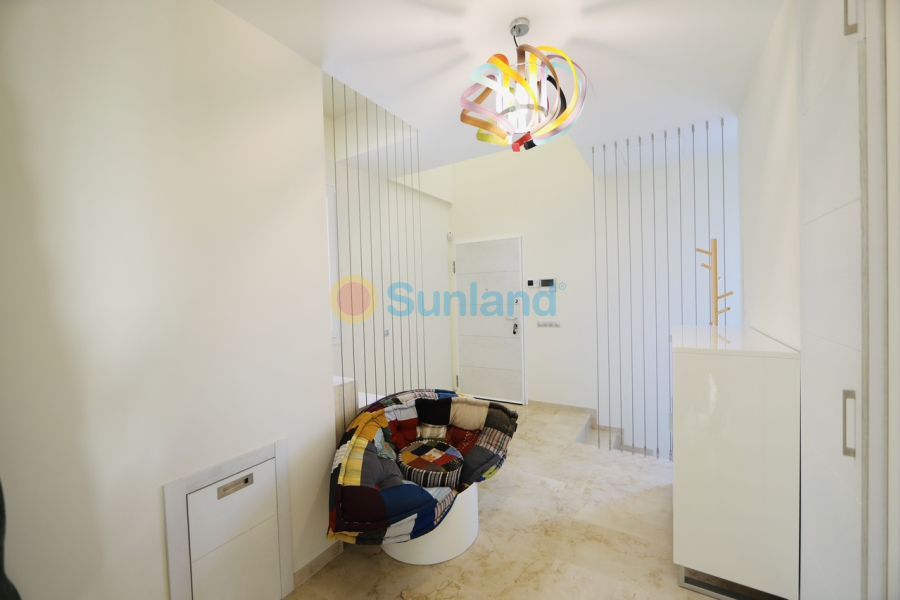 Brukte eiendommer - V - La Zenia