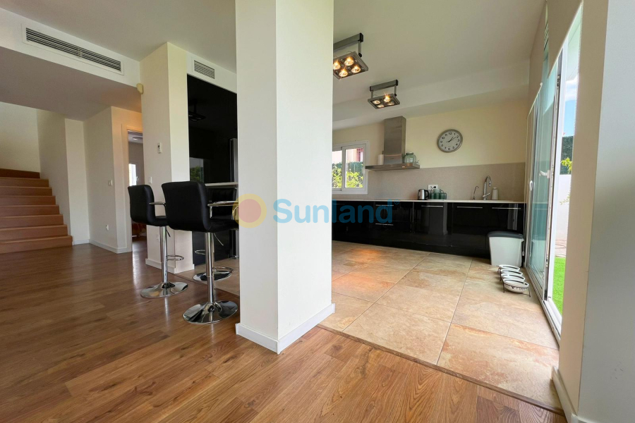 Använda fastigheter - Villa - San Fulgencio