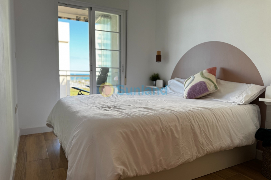 Segunda mano - Apartamento - Guardamar del Segura - Puerto Deportivo