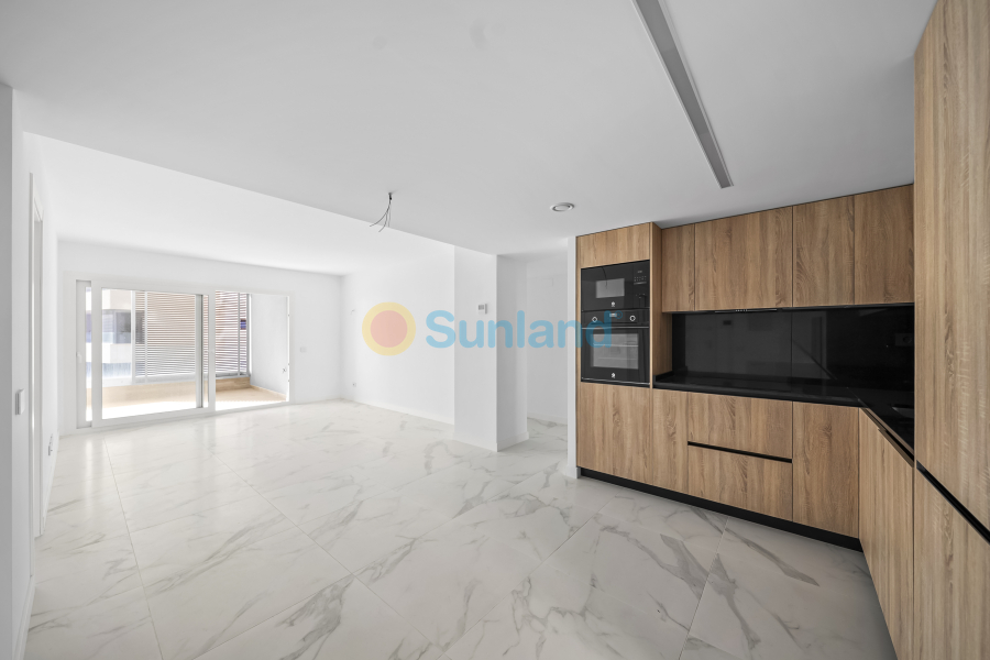 Resale - Apartamento - Torrevieja - Punta Prima