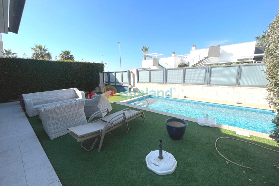 Segunda mano - Chalet - Ciudad Quesada - Pueblo Bravo