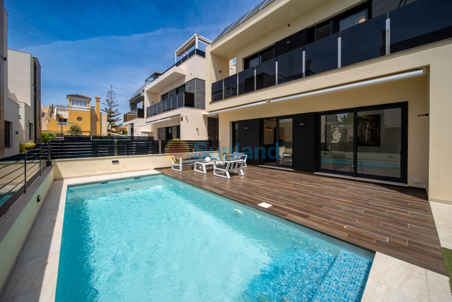 Använda fastigheter - Villa - Orihuela Costa - Lomas De Cabo Roig