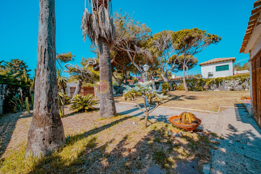 Resale - Villa - Orihuela Costa - Playa Flamenca