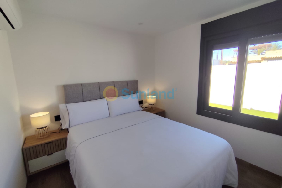 Segunda mano - Chalet - Orihuela - Los Balcones