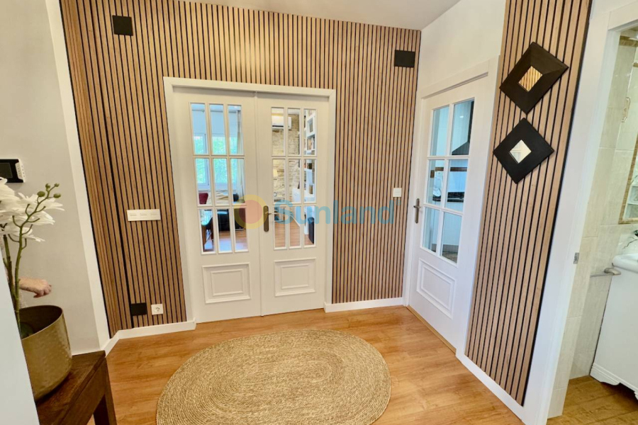 Resale - Country house - Torrellano