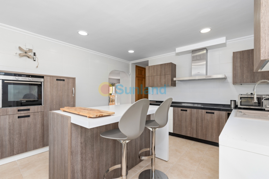 Använda fastigheter - Villa - Los Balcones