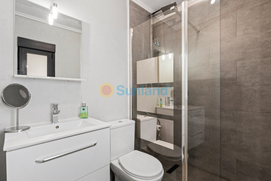 Resale - 3. Semi - Detached Villa - Orihuela Costa