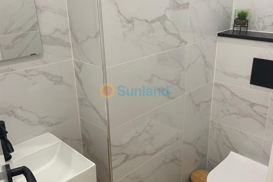 Resale - Apartment - Torrevieja