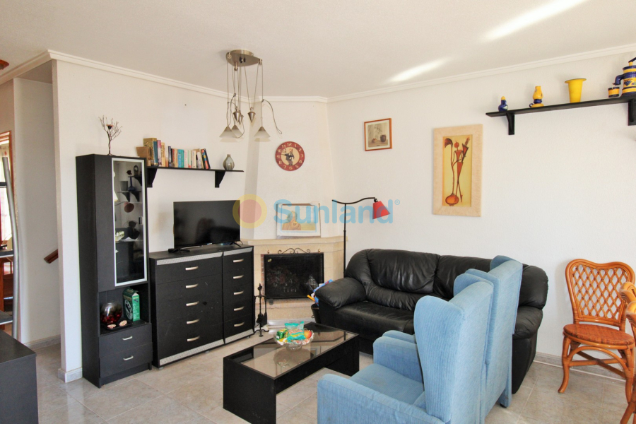 Resale - Townhouse - Villamartin