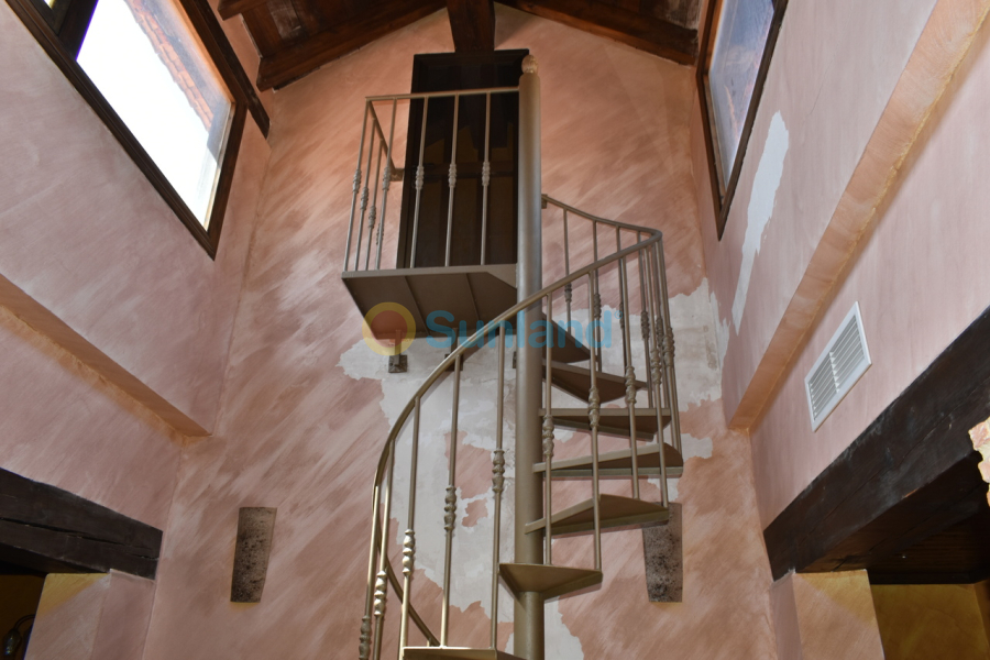 Вторичка - h - Algorfa