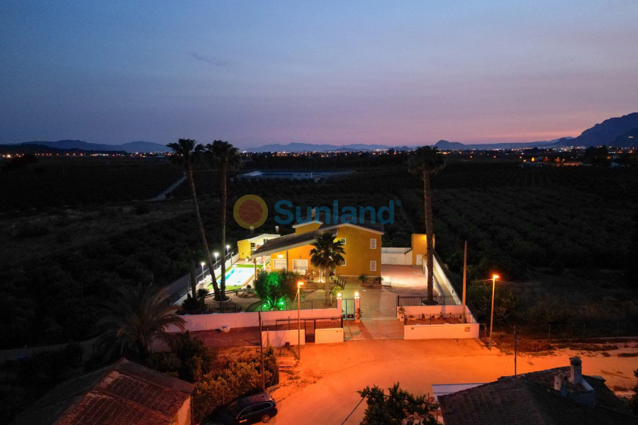 Segunda mano - Chalet - Orihuela