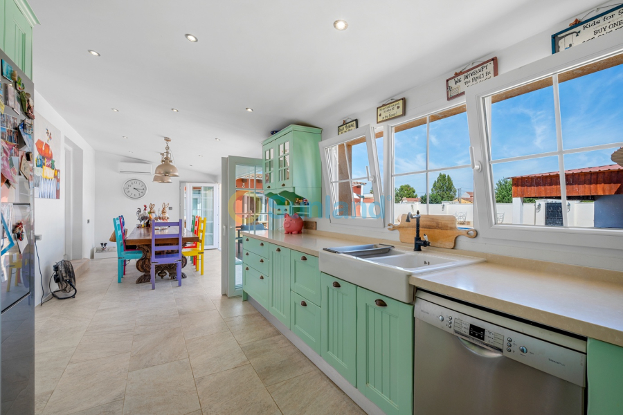 Resale - Country estate - Almoradí - Las Heredades