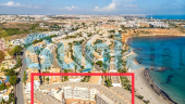 Resale - Apartment - Orihuela Costa - Campoamor