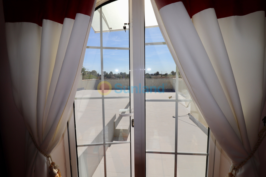 Resale - Country house - Catral