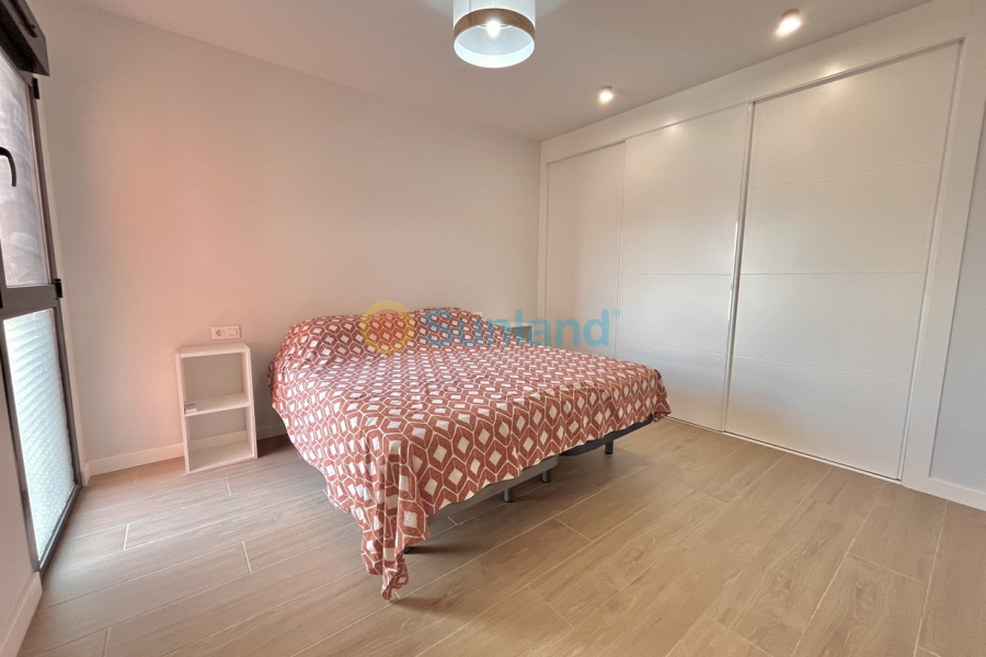 Resale - A - Villamartin