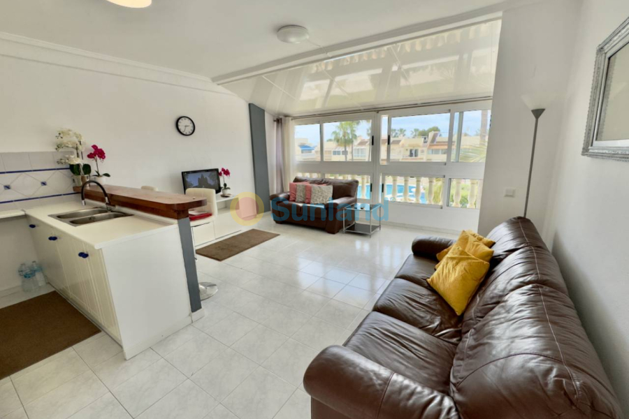 Segunda mano - Apartamento - Ciudad Quesada - Pueblo Bravo