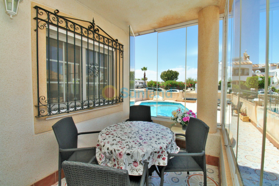 Resale - Apartment - Villamartin - PAU 8