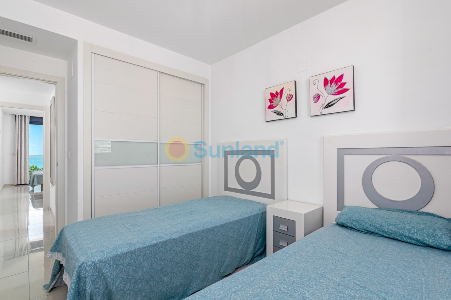 Resale - Apartment - Orihuela Costa - Punta Prima