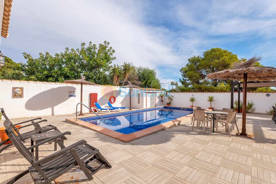 Använda fastigheter - Villa - Orihuela Costa - Lomas De Cabo Roig