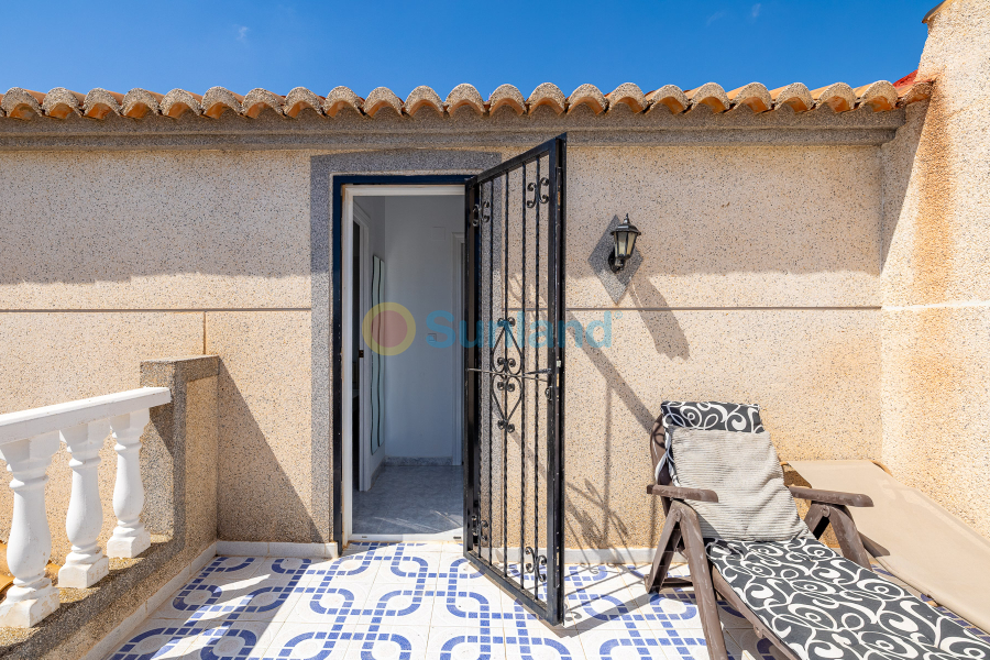 Segunda mano - Casa de Pueblo - Torrevieja - Torreta - florida