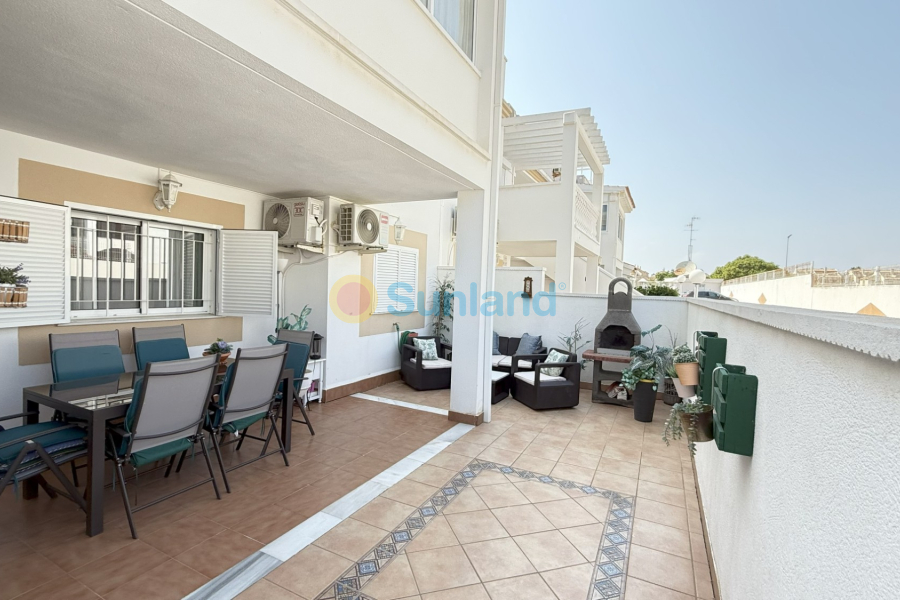 Resale - Apartment - Orihuela Costa - 