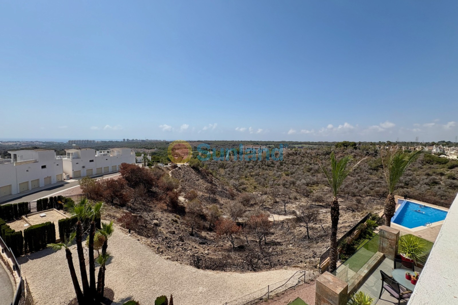 Resale - Apartment - Dehesa de Campoamor - Las Ramblas