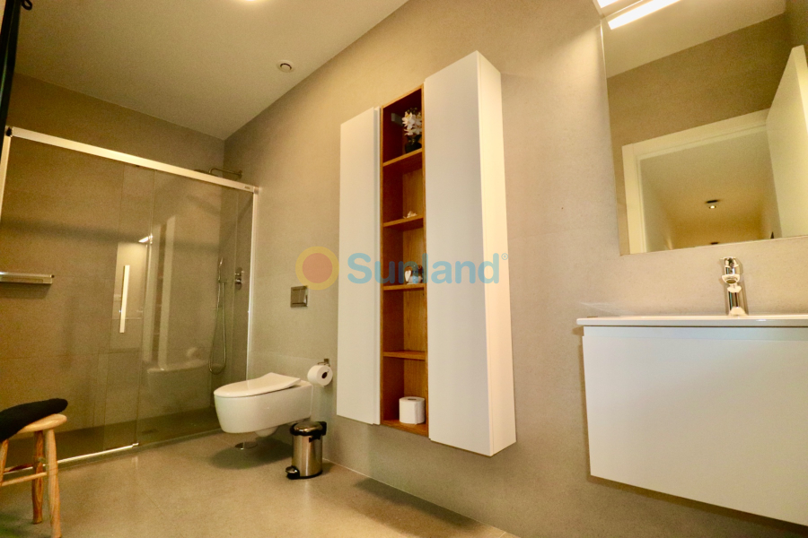 Resale - Apartment - Guardamar del Segura - 