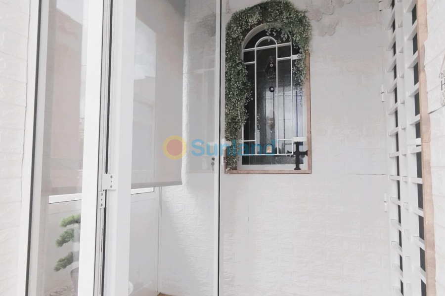 Segunda mano - V - San Miguel De Salinas - Las filipinas