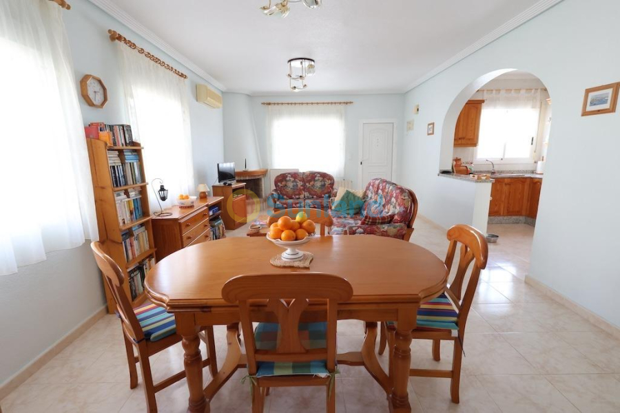 Segunda mano - V - Orihuela Costa - Los Balcones