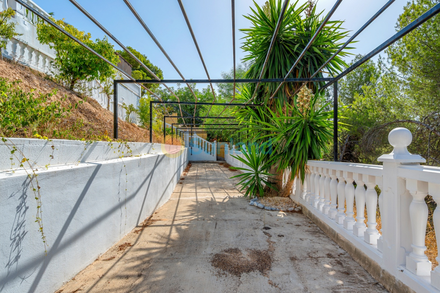 Resale - Villa - La Nucía - La nucia