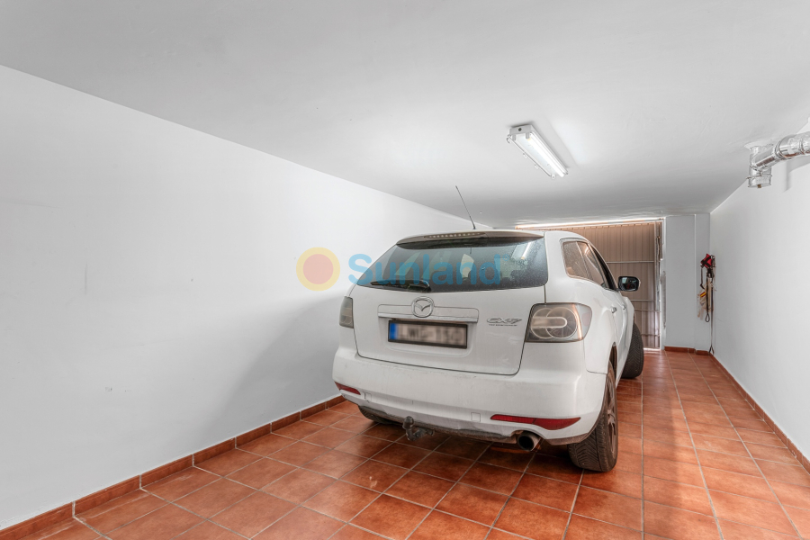 Resale - Villa - Alfas del Pi - Alfas Del Pi