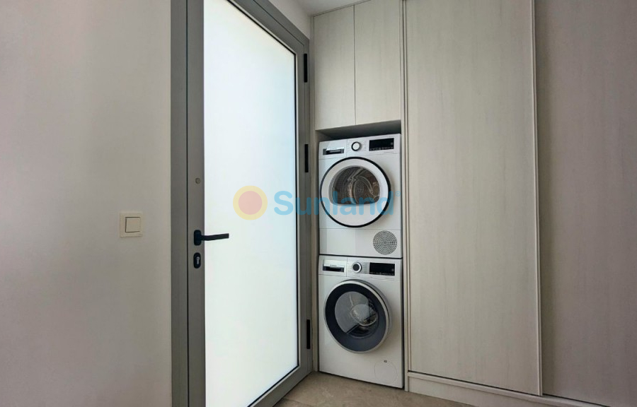 Resale - Detached Villa - Benijofar