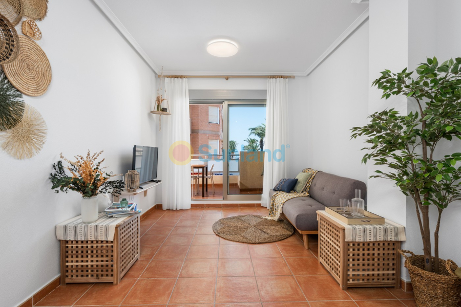 Resale - Apartment - Guardamar del Segura - 