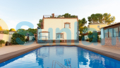 Resale - Villa - Torrevieja - 