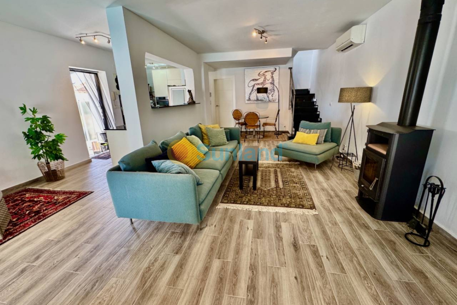 Resale - Villa - Punta Prima - 