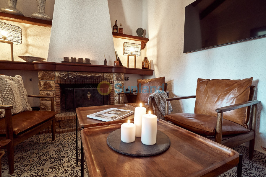 Segunda mano - Chalet - Orihuela Costa - Punta Prima