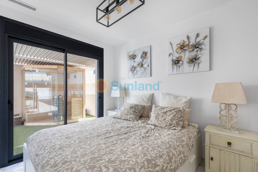 Resale - Villa - Los Montesinos - 