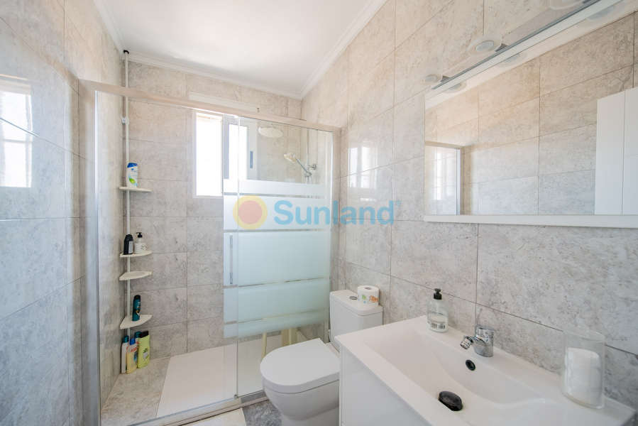 Verkauf - Haus - Orihuela Costa - La Florida