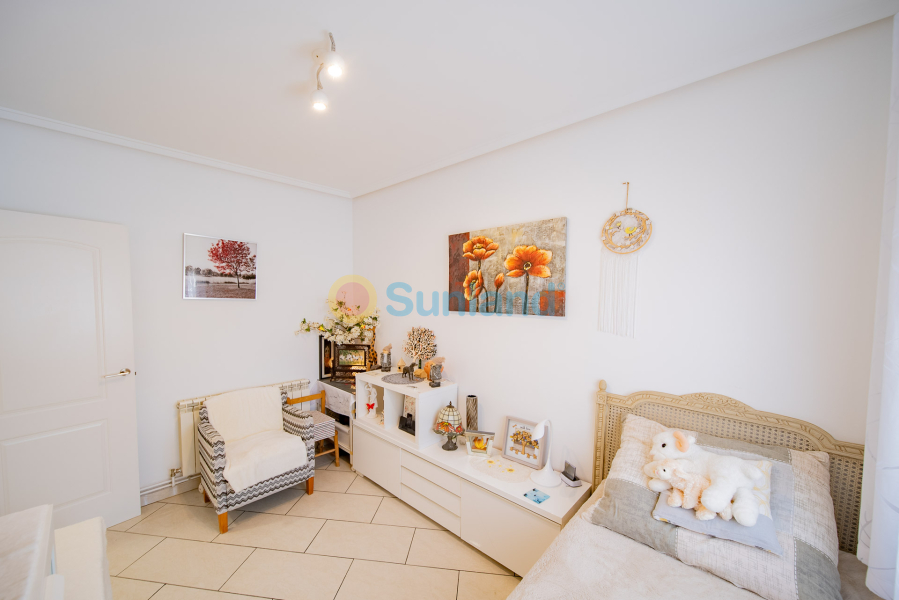 Verkauf - Haus - Orihuela Costa - La Florida