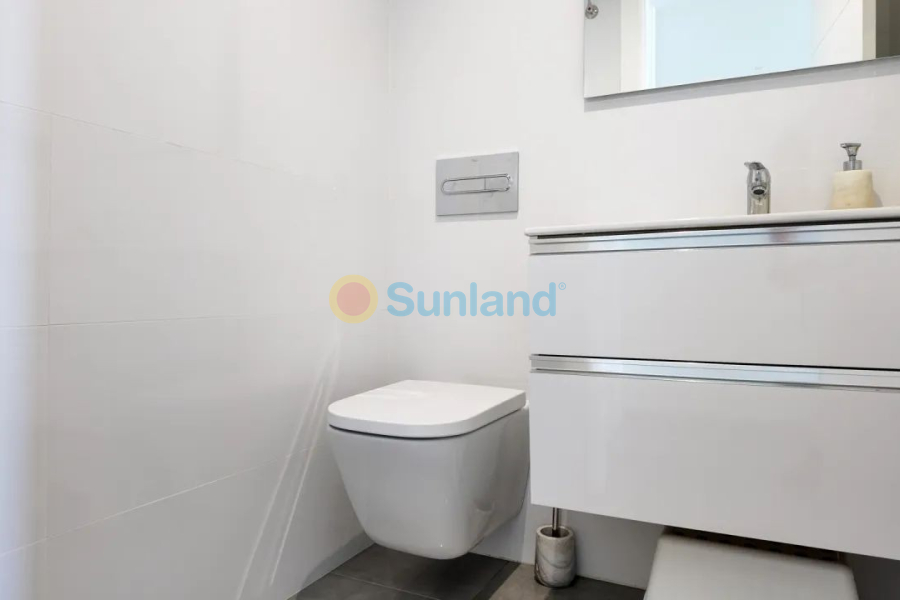 Resale - Villa - Torrevieja - Los Balcones